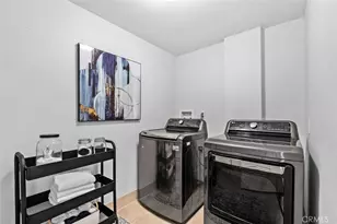 525 Vista Flora, Newport Beach, CA 92660 - Photo 25