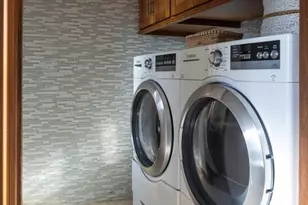 401 Holmwood, Newport Beach, CA 92663 - Photo 21