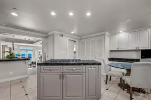 47 Surfside, Surfside, CA 90743 - Photo 17