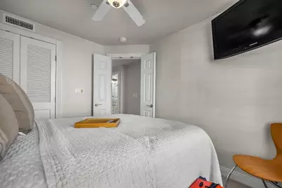 47 Surfside, Surfside, CA 90743 - Photo 31