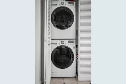 47 Surfside, Surfside, CA 90743 - Photo 19