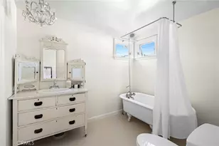 1300 W Balboa Blvd, Newport Beach, CA 92661 - Photo 35