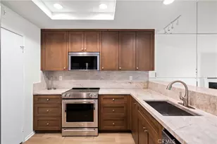 232 Villa Point Dr, Newport Beach, CA 92660 - Photo 9