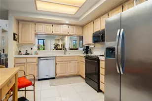 135 Blue River Dr, Palm Desert, CA 92211 - Photo 3