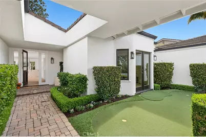 1 Rue Fontainbleau, Newport Beach, CA 92660 - Photo 3