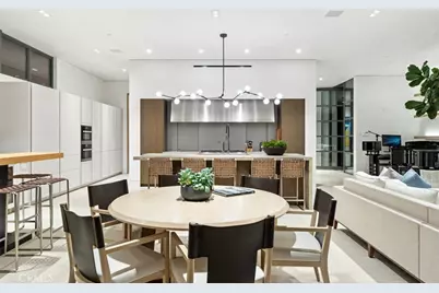 2108 E Oceanfront, Newport Beach, CA 92661 - Photo 9