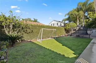 2121 Orange Ave, Costa Mesa, CA 92627 - Photo 27