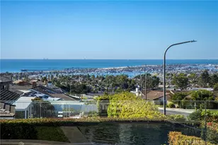 1033 Tiller, Corona del Mar, CA 92625 - Photo 3