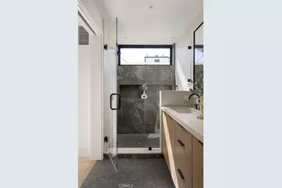 512 1/2 Marigold Avenue, Corona del Mar, CA 92625 - Photo 17