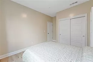 3731 N Summers Ct, Visalia, CA 93291 - Photo 7