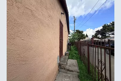 1644 E 110th, Los Angeles, CA 90059 - Photo 13