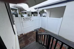 94 Yorktown, Newport Beach, CA 92660 - Photo 15