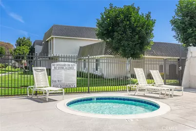 2157 W Essex Circle, Anaheim, CA 92804 - Photo 31