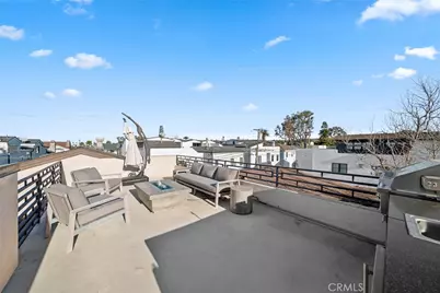 417 1/2 Poinsettia Avenue, Corona del Mar, CA 92625 - Photo 3