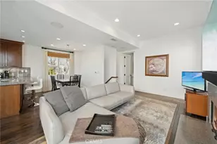 417 1/2 Poinsettia Ave, Corona del Mar, CA 92625 - Photo 9