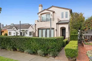 417 1/2 Poinsettia Ave, Corona del Mar, CA 92625 - Photo 1