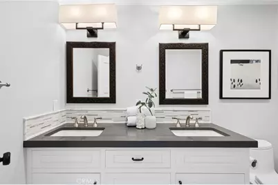 1577 Miramar Drive, Newport Beach, CA 92661 - Photo 19