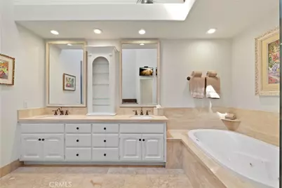 83 Ocean Vista #90, Newport Beach, CA 92660 - Photo 29