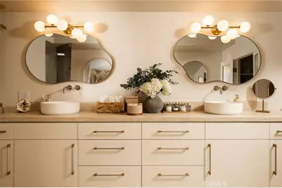 1344 W Bay Avenue, Newport Beach, CA 92661 - Photo 23