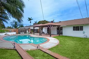 2913 Jacaranda Ave, Costa Mesa, CA 92626 - Photo 13