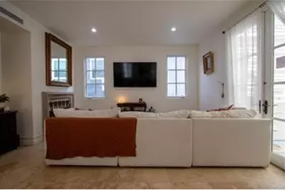 407 1/2 Goldenrod, Corona del Mar, CA 92625 - Photo 3