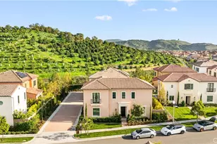 111 Winnett, Irvine, CA 92602 - Photo 3