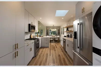 212 E 19th Street, Costa Mesa, CA 92627 - Photo 9