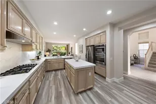 28 Brigmore Aisle, Irvine, CA 92603 - Photo 17