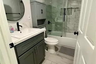 1303 W 109th, Los Angeles, CA 90044 - Photo 5