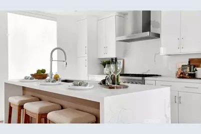 741 1/2 N Gramercy, Los Angeles, CA 90038 - Photo 11