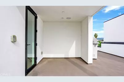 741 1/2 N Gramercy, Los Angeles, CA 90038 - Photo 31