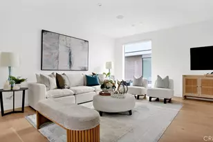 741 1/2 N Gramercy, Los Angeles, CA 90038 - Photo 3