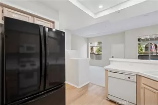 14 Anacapa Ct, Lake Forest, CA 92610 - Photo 5
