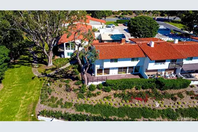 306 Avenida Cumbre, Newport Beach, CA 92660 - Photo 1