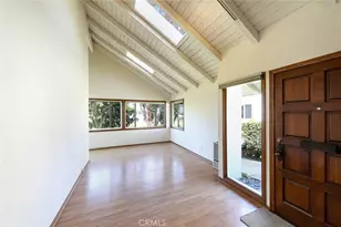 306 Avenida Cumbre, Newport Beach, CA 92660 - Photo 3