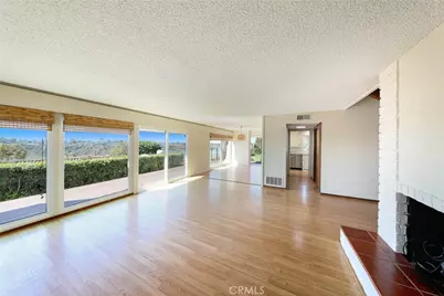 306 Avenida Cumbre, Newport Beach, CA 92660 - Photo 11