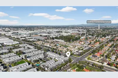 2600 W Segerstrom Avenue #D, Santa Ana, CA 92704 - Photo 37