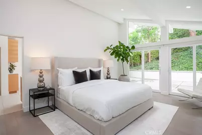 11 Greenbriar, Newport Beach, CA 92660 - Photo 17