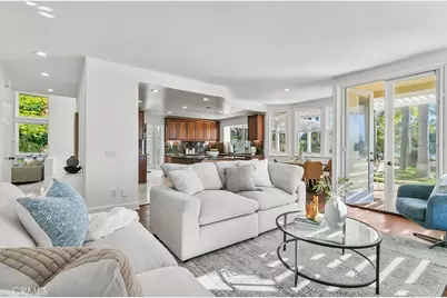 19 Harbor Pointe, Corona del Mar, CA 92625 - Photo 13