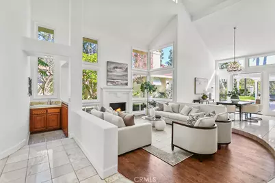 19 Harbor Pointe, Corona del Mar, CA 92625 - Photo 7