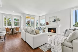 19 Harbor Pointe, Corona del Mar, CA 92625 - Photo 11