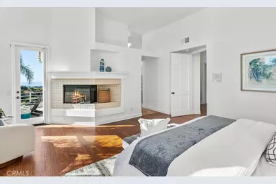 19 Harbor Pointe, Corona del Mar, CA 92625 - Photo 25