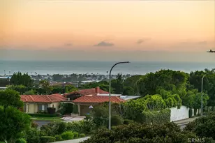 19 Harbor Pointe, Corona del Mar, CA 92625 - Photo 55