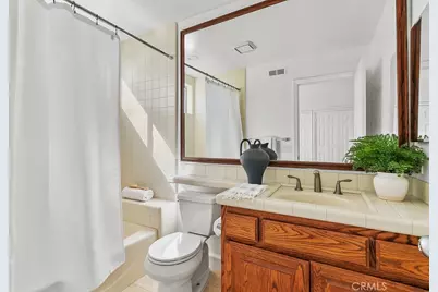 19 Harbor Pointe, Corona del Mar, CA 92625 - Photo 21