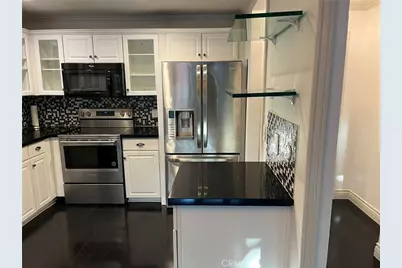 102 Scholz Plaza 149, Newport Beach, CA 92663 - Photo 5