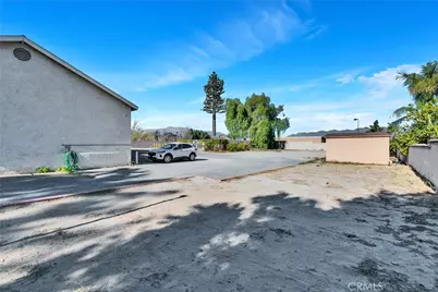 1471 San Bernardino, Colton, CA 92324 - Photo 23