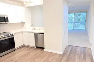 20331 Bluffside Cir, Huntington Beach, CA 92646 - Photo 9