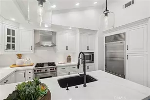 990 Bayside Cove, Newport Beach, CA 92660 - Photo 11