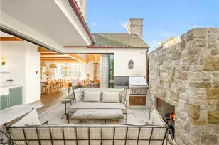 2571 Vista, Newport Beach, CA 92663 - Photo 19