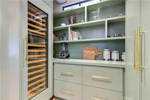 2571 Vista, Newport Beach, CA 92663 - Photo 15